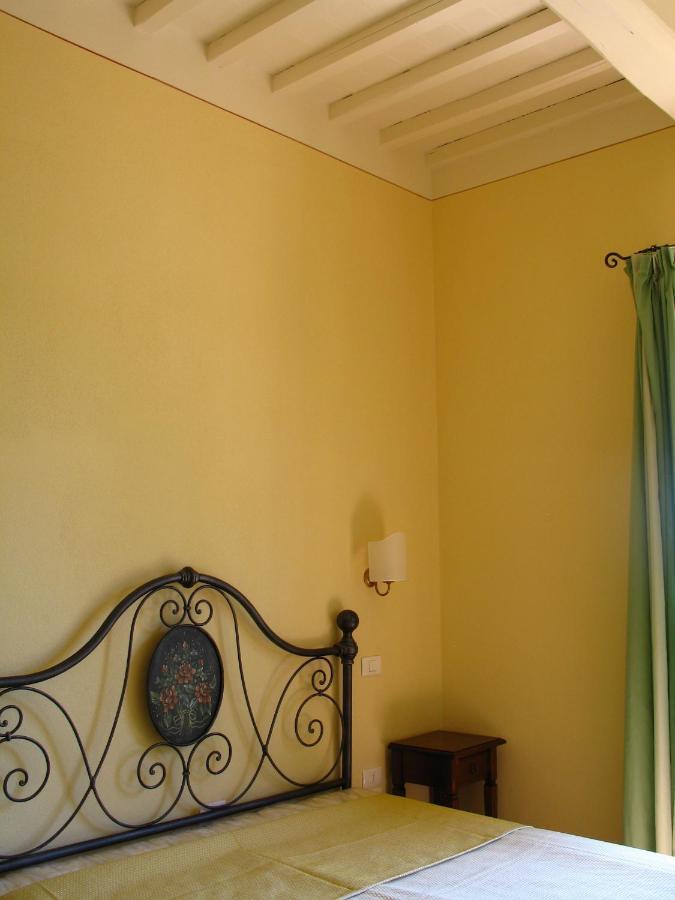 Seven Cortona Bed & Breakfast Bagian luar foto